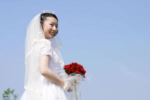 福岡のドレスレンタルショップで借りる
